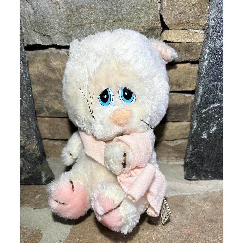 White and Pink Stuffed-animals